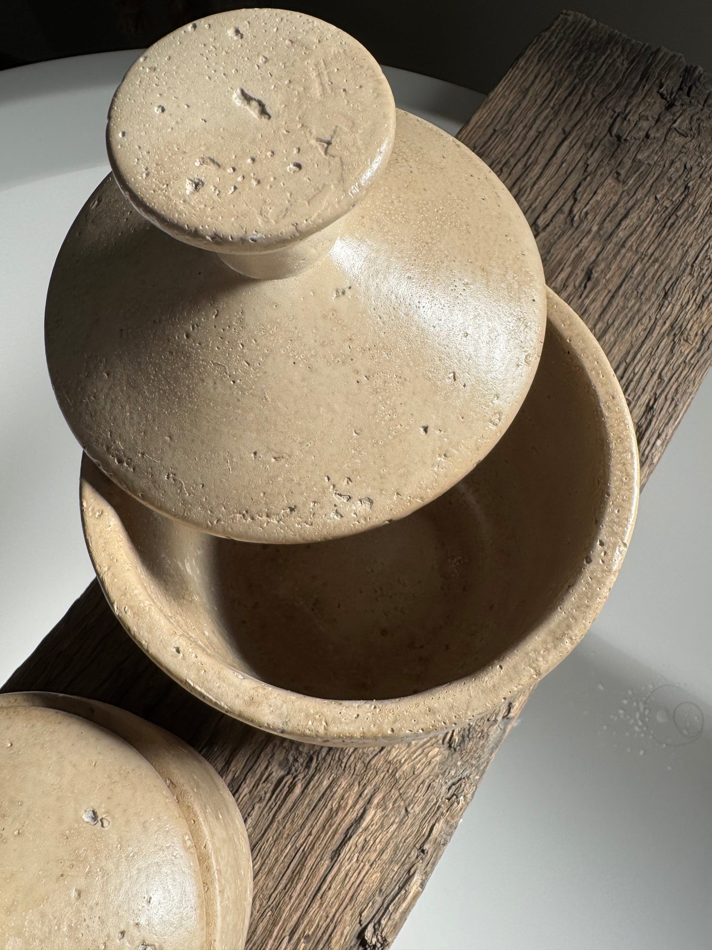 Aardewerk pot - BROWN