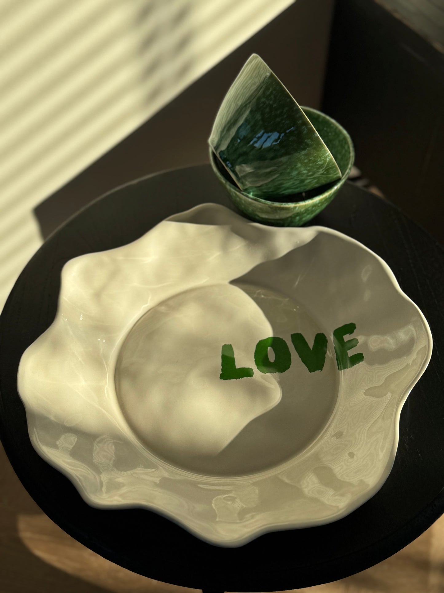 SERVEER SCHAAL – LOVELY