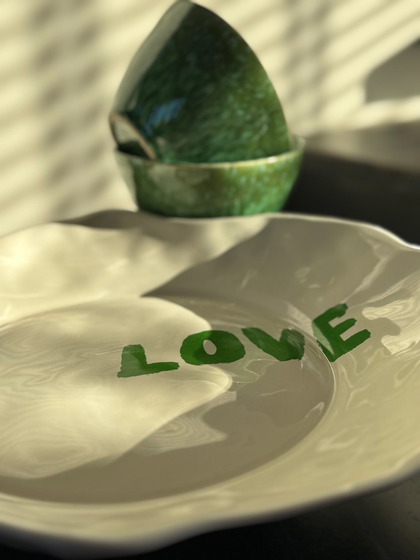 SERVEER SCHAAL – LOVELY