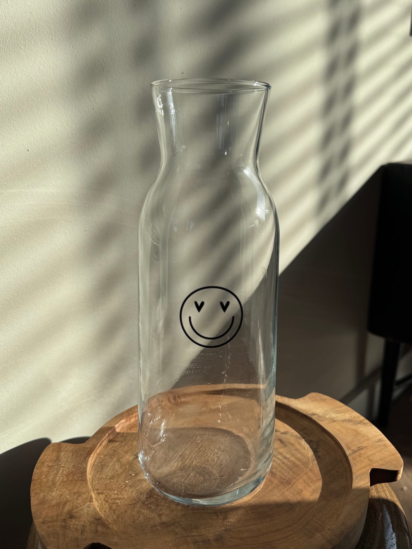 Waterkaraf met smiley | helder glas -  NOA
